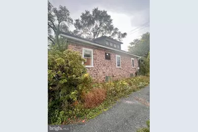 1354 S Hanover Street, Pottstown, PA 19465 - Photo 3
