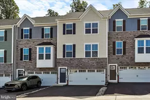 107 Arden Wy, Downingtown, PA 19335 - Photo 1