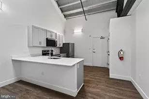 123 S Main St, Phoenixville, PA 19460 - Photo 25