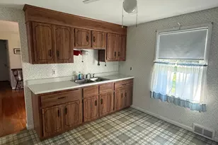 20 Carol Ln, Coatesville, PA 19320 - Photo 5