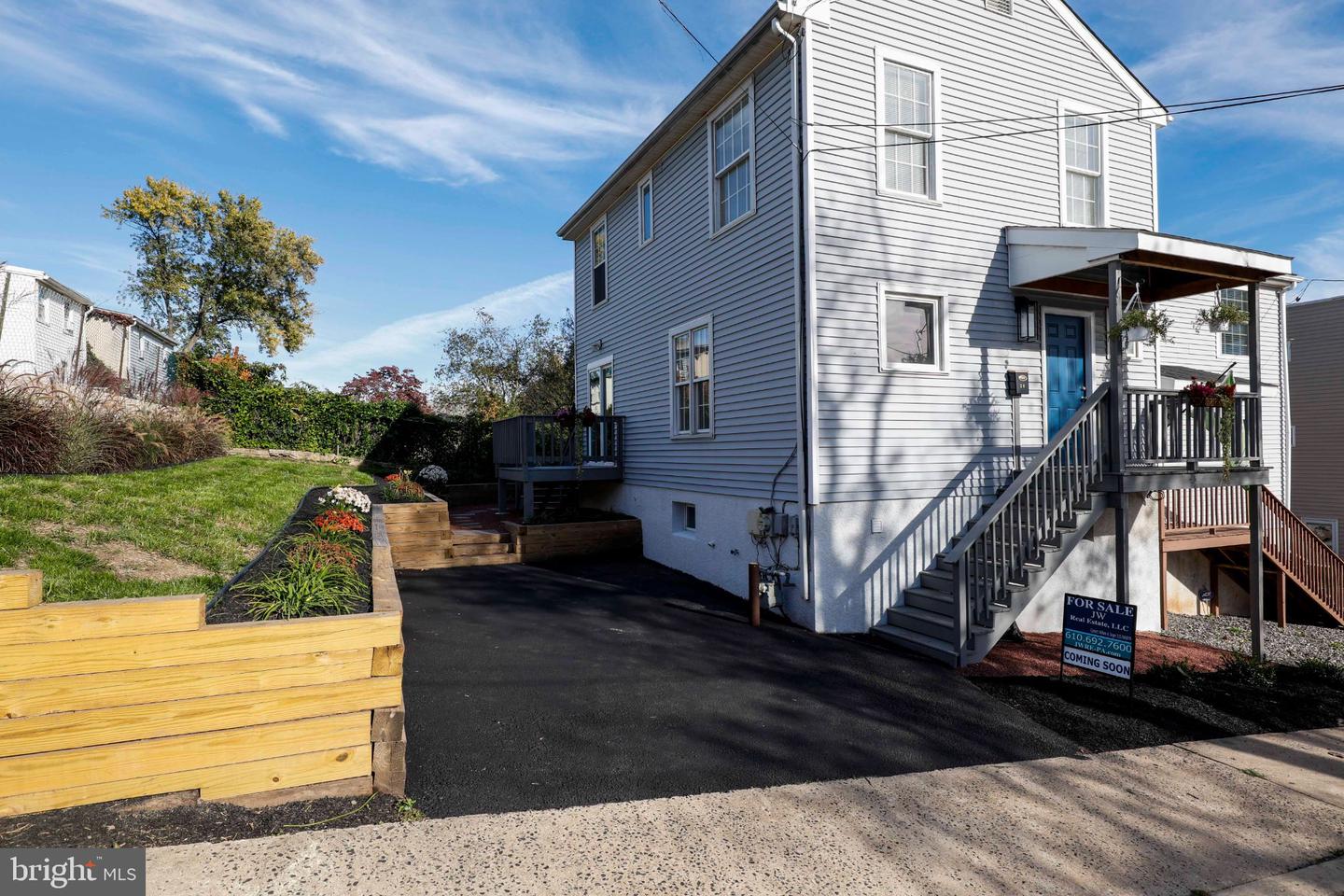 39 Dayton St, Phoenixville, PA 19460 - MLS PACT2138162 - Coldwell Banker