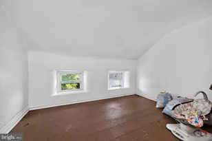 129 Hall St, Spring City, PA 19475 - Photo 15