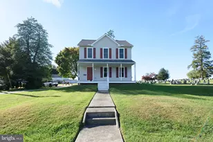 224 N 3rd St, Oxford, PA 19363 - Photo 1