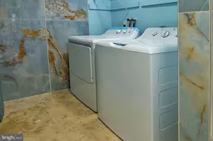 747 Garden Dr, Harrisburg, PA 17111 - Photo 19