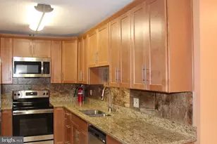 747 Garden Dr, Harrisburg, PA 17111 - Photo 15