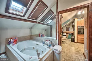 107 S Hanover St, Hershey, PA 17033 - Photo 49