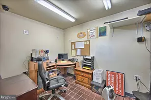 107 S Hanover St, Hershey, PA 17033 - Photo 27