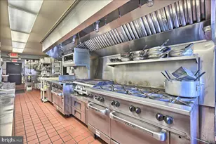 107 S Hanover St, Hershey, PA 17033 - Photo 23