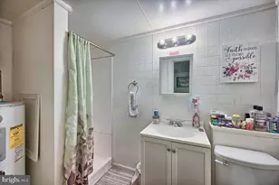 107 S Hanover St, Hershey, PA 17033 - Photo 45