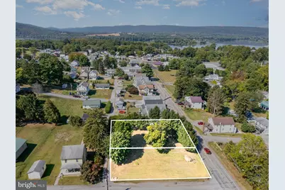 520 E Center Street, Millersburg, PA 17061 - Photo 1