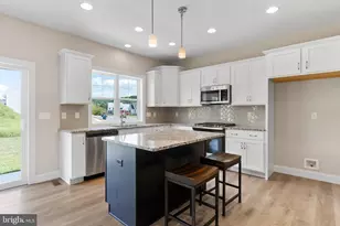 101 Margot Ct, Harrisburg, PA 17112 - Photo 15