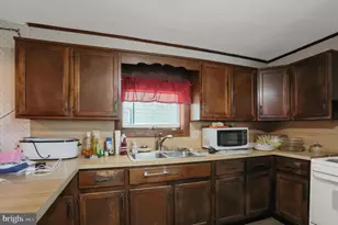 135 E Market St, Berrysburg, PA 17005 - Photo 33