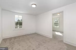 308 E Derry Rd, Hershey, PA 17033 - Photo 35