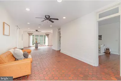 308 E Derry Road, Hershey, PA 17033 - Photo 7