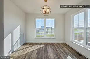 1055 Ellie Ln W, Harrisburg, PA 17112 - Photo 11