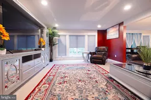 1722 Bradley Dr, Harrisburg, PA 17110 - Photo 9