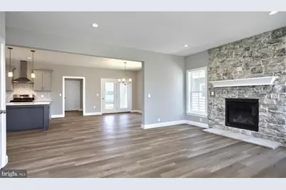 2424 Hawthorne Drive, Harrisburg, PA 17110 - Photo 15