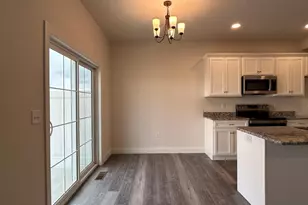 121 Magnolia Dr, Middletown, PA 17057 - Photo 9