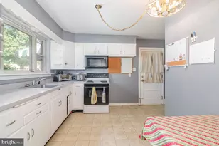 408 Clinton Rd, Harrisburg, PA 17109 - Photo 3