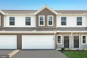 7863 Briarwood Dr, Harrisburg, PA 17112 - Photo 1