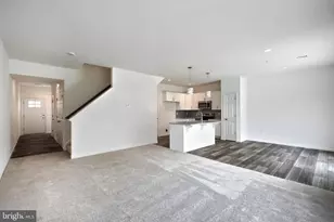 7863 Briarwood Dr, Harrisburg, PA 17112 - Photo 3