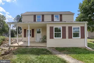 218 N Railroad St, Hummelstown, PA 17036 - Photo 1