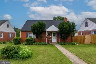 4917 Lancaster St, Harrisburg, PA 17111 - Photo 1