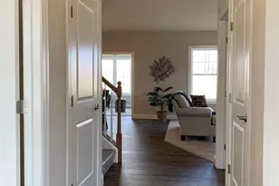 195 Magnolia Dr, Middletown, PA 17057 - Photo 3