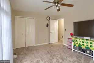 6418 Gillingham Ln, Harrisburg, PA 17111 - Photo 25