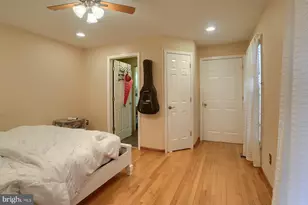 6418 Gillingham Ln, Harrisburg, PA 17111 - Photo 15