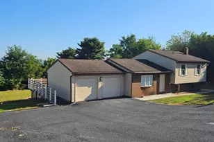 7860 Chambers Hill Rd, Harrisburg, PA 17111 - Photo 13