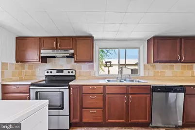 258 W 2nd Street, Hummelstown, PA 17036 - Photo 9