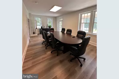 405 E Chocolate Avenue, Hershey, PA 17033 - Photo 3