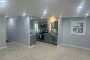 4052 Locust Ln, Harrisburg, PA 17109 - Photo 5