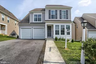 1732 Driftstone Dr, Harrisburg, PA 17110 - Photo 1