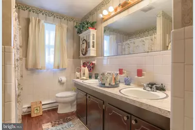 81 Locust Avenue, Hershey, PA 17033 - Photo 7