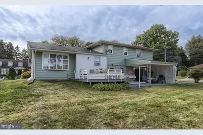 81 Locust Avenue, Hershey, PA 17033 - Photo 15
