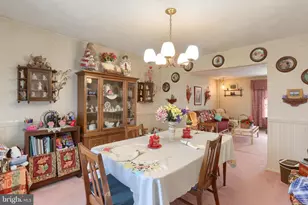 81 Locust Ave, Hershey, PA 17033 - Photo 5