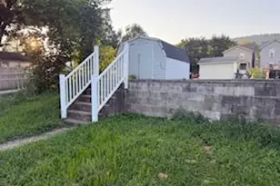 429 W Market St, Williamstown, PA 17098 - Photo 27