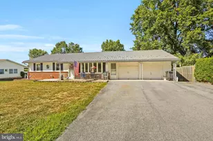 145 E Vickie Ln, Elizabethville, PA 17023 - Photo 1