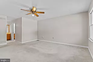 2415 W Bayberry Dr, Harrisburg, PA 17112 - Photo 33