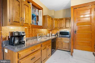 1612 State St, Harrisburg, PA 17103 - Photo 15