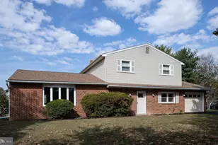 498 Allegheny Dr, Harrisburg, PA 17112 - Photo 19