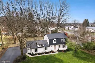 626 Sand Hill Rd, Hershey, PA 17033 - Photo 3