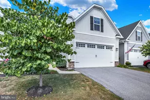 3052 Lorelai Dr, Harrisburg, PA 17110 - Photo 3