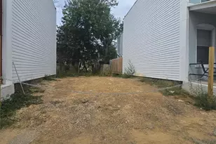 1604 Zarker St, Harrisburg, PA 17104 - Photo 1