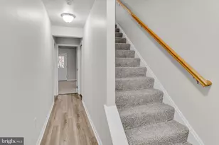 714 Gregs Dr, Harrisburg, PA 17111 - Photo 3