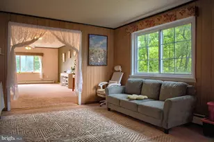 128 Market Street E, Williamstown, PA 17098 - Photo 7