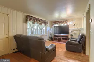 5691 Chambers Hill Rd, Harrisburg, PA 17111 - Photo 7