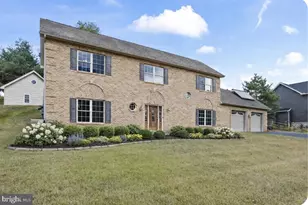 7304 Sandy Hollow Rd, Harrisburg, PA 17112 - Photo 1